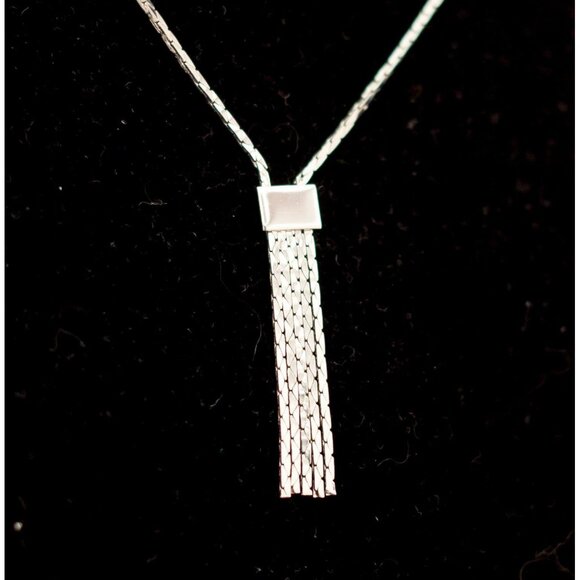 Vintage silver chain tassel necklace minimal dainty 18 Inch by Avon - F7 - Picture 3 of 4